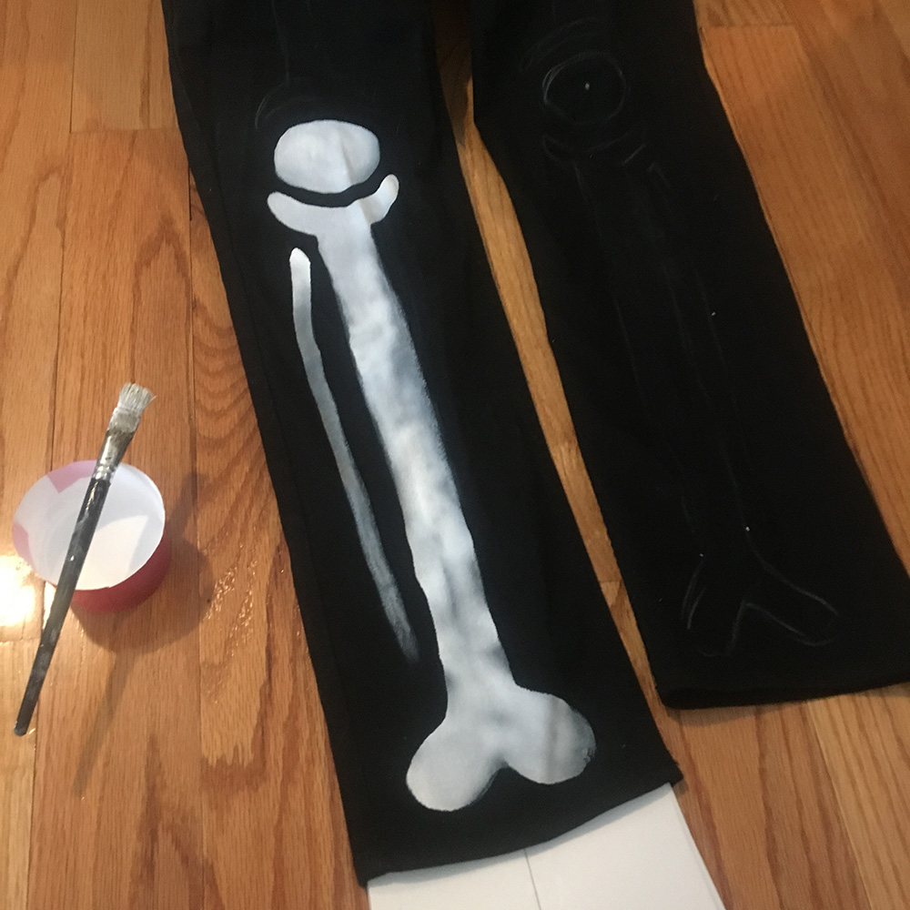 Painting skeleton pants