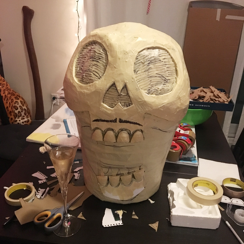Axe Man skull mask - sculpting the face