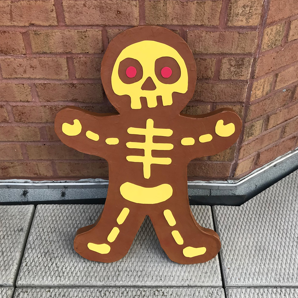 Gingerbread skeleton DIY project