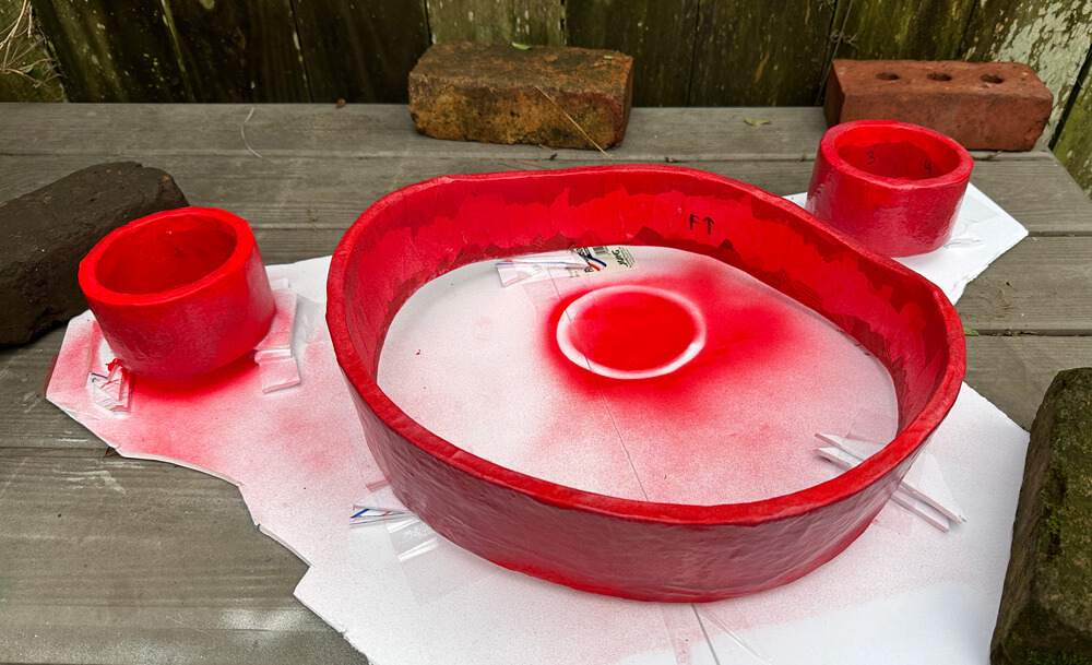 spray painting the collar red