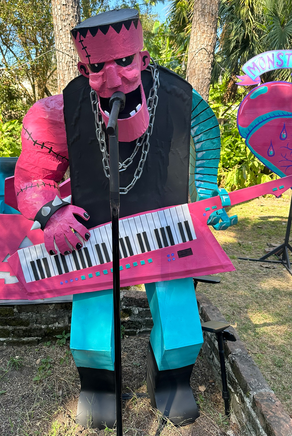 Frankenstein playing the keytar prop; another slightly different angle