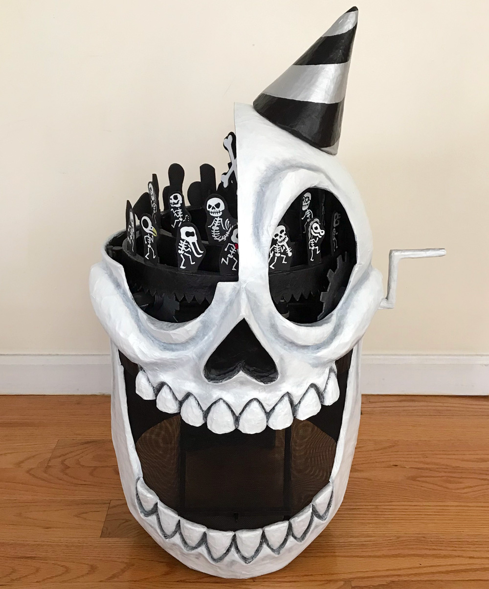 Animated skull mask